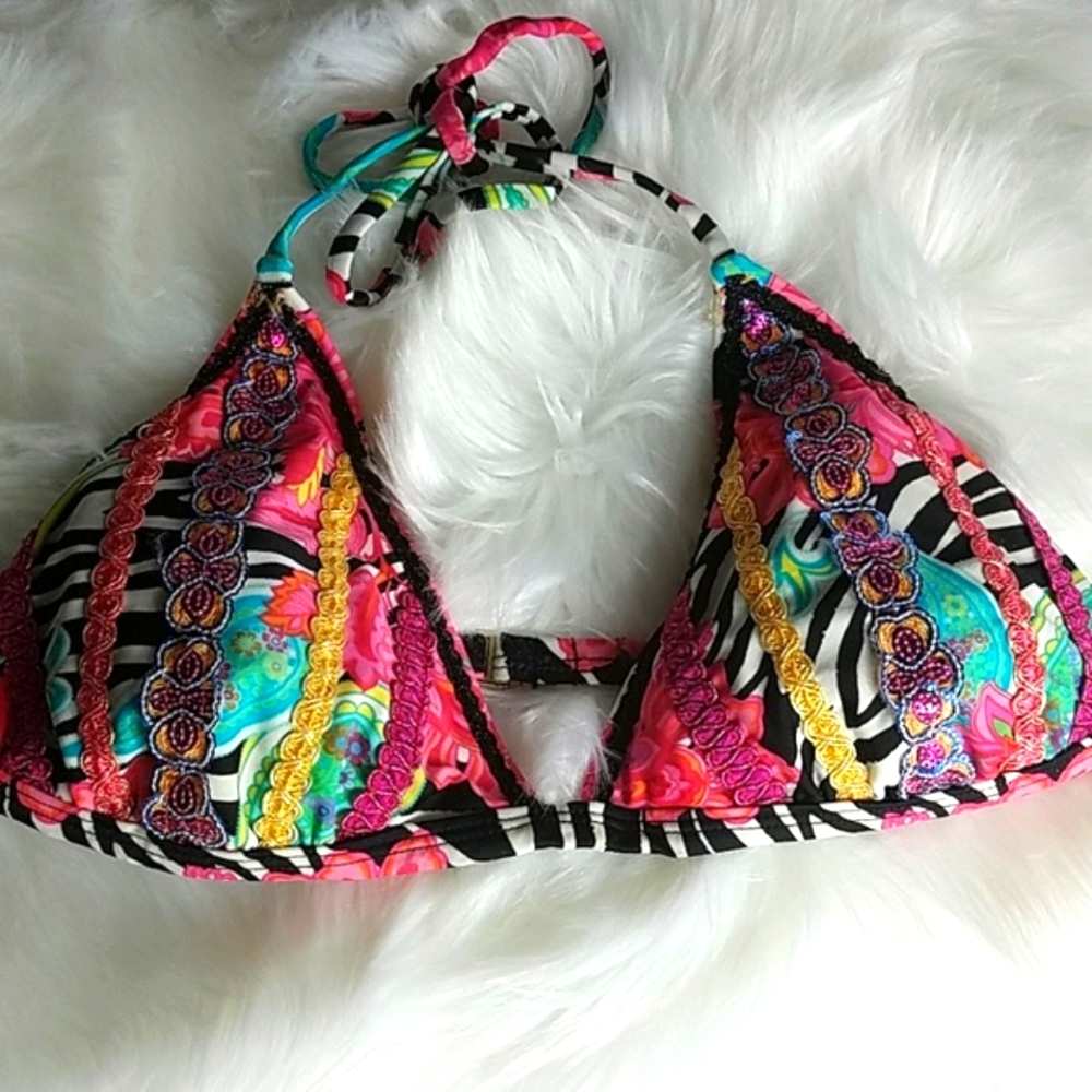 Xhilaration, swimsuit top, size L